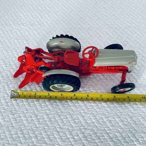ERTL Ford Diecast Tractor with Plow - Picture 6 of 10